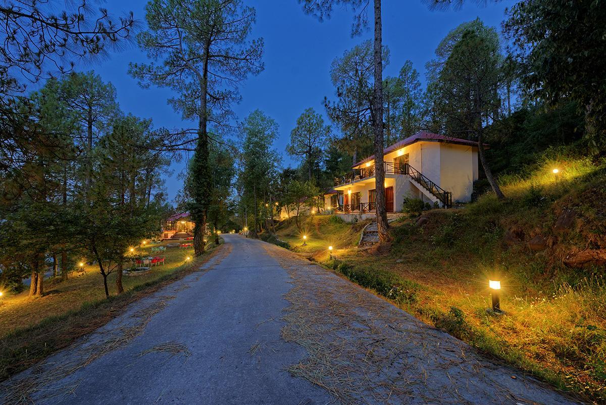 Arcadian Blue Pines Hotel เมอร์รี ภายนอก รูปภาพ