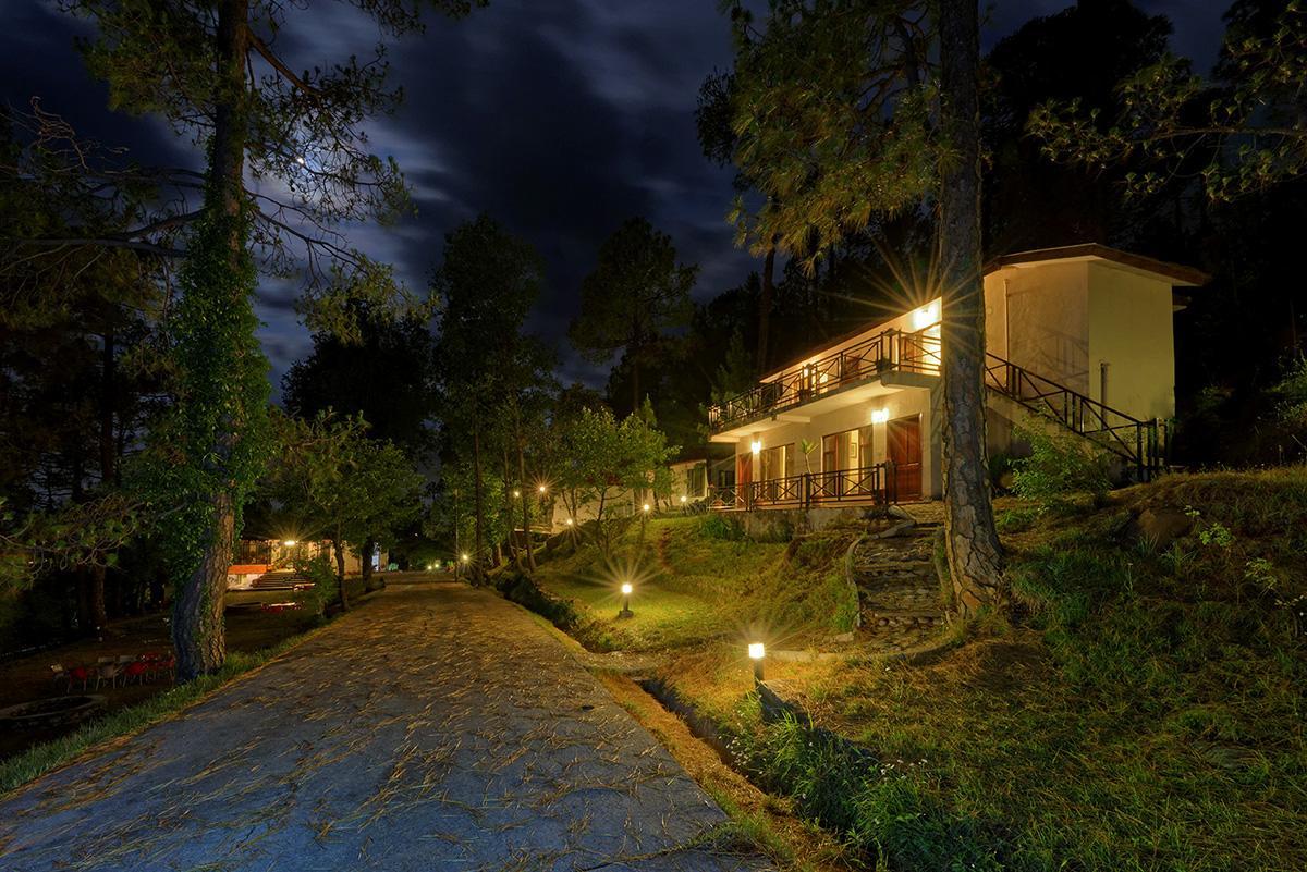 Arcadian Blue Pines Hotel เมอร์รี ภายนอก รูปภาพ
